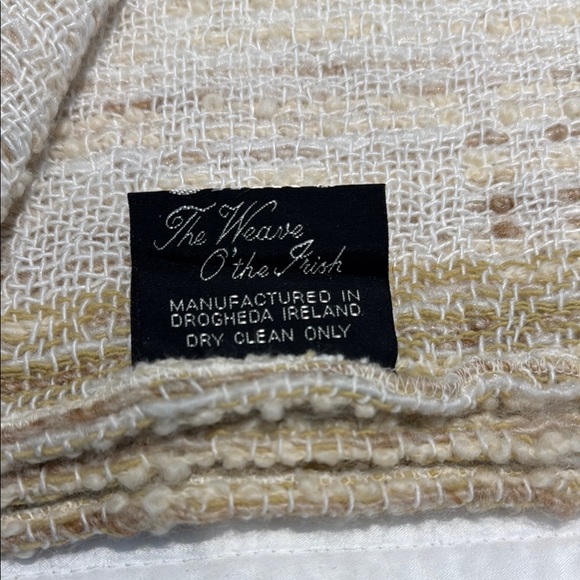 Beige Textured Wrap - Picture 2 of 5